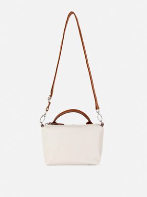 Minibolso shopper estilo bandolera