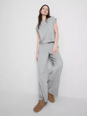 Top de neopreno sin mangas de The Edit