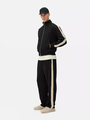 Chaqueta con cremallera