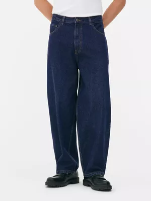 Vaqueros de corte bombacho y talle bajo