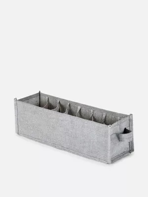 Organizador de ropa pequeño