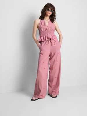 The Primark Scene | Top bordado con escote halter