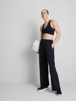 Pantalones anchos estilo Athleisure