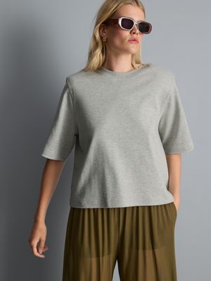 Camiseta con hombreras de algodón puro