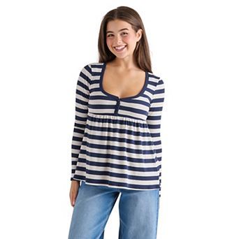 Juniors' madden girl Long Sleeve Henley Babydoll Top