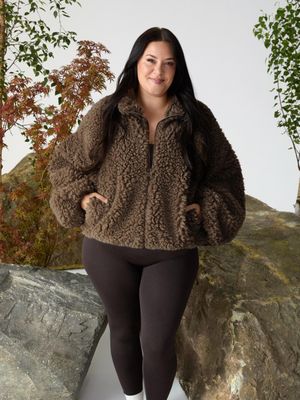 Chaqueta de borreguillo con cremallera