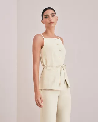 Chaleco de escote cuadrado de Colleen