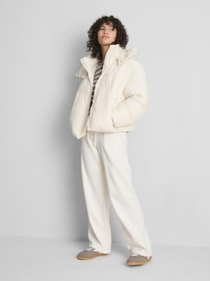 Chaqueta corta clásica acolchada