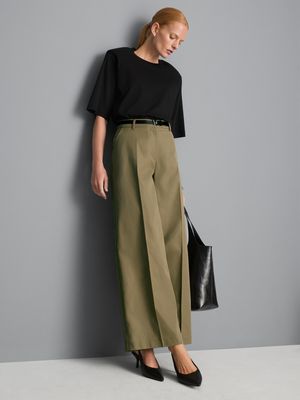 Pantalones de pernera ancha con cinturón