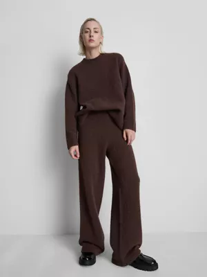 Pantalones rectos cálidos