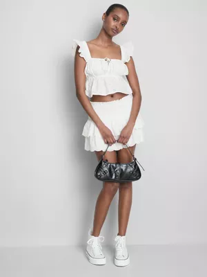 The Primark Scene | Top corto con volantes y bordado