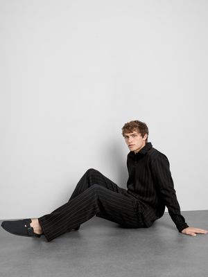 Pantalones de pijama a rayas de The Edit