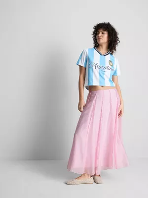Falda midi amplia con detalles de costuras
