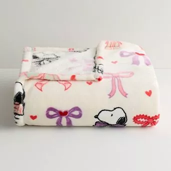 Peanuts Snoopy Valentines's Oversized Supersoft Plush Throw Blanket by The Big One®
