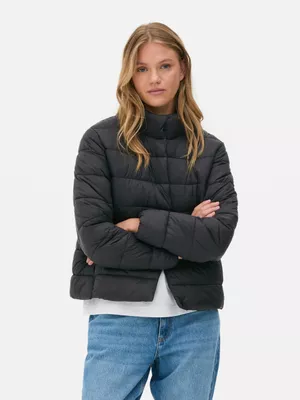 Chaqueta acolchada con cuello chimenea