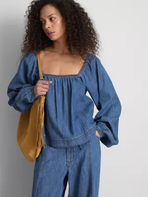 Top vaquero de manga abullonada de Paula Echevarría