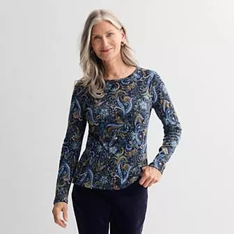 Petite Croft & Barrow® Crewneck Long-Sleeve Tee