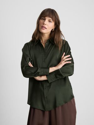 Camisa de satén holgada