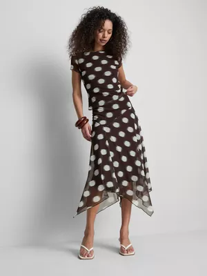 Falda midi de malla con bajo pañuelo y lunares