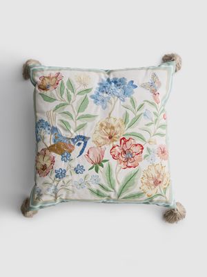 Cojín cuadrado bordado con borlas