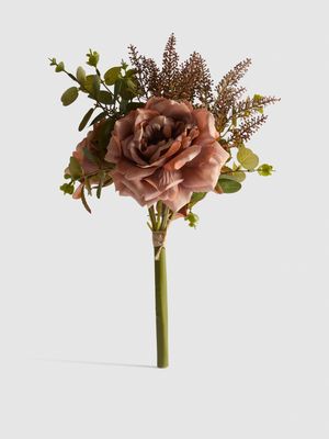 Arreglo de flores artificiales