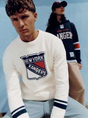 Jersey con el logo de los New York Rangers de la NHL