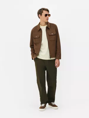 Pantalones chinos de pernera recta