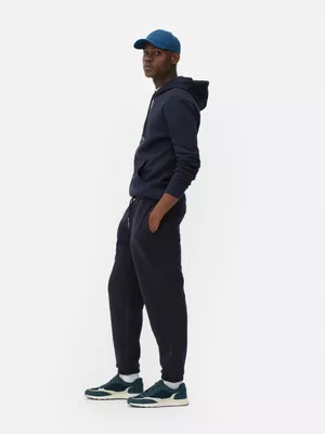 Joggers con cinturilla elástica y bajos ajustados