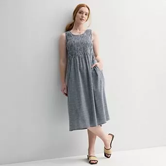 Women's Croft & Barrow® Smocked Midi Dress