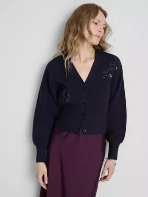 Cárdigan con bordado floral con cuentas