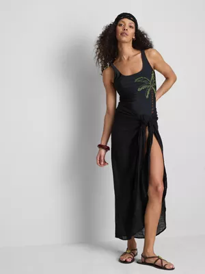 Pareo transparente midi de Paula Echevarría