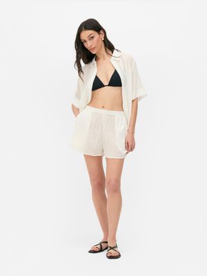 Pantalones cortos bordados de Paula Echevarría