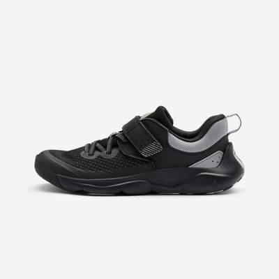 DECATHLON Dětské boty na suchý zip a pružné šněrování Playful Fast vel. 28–39