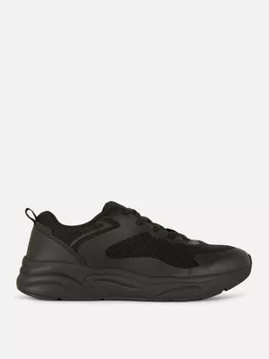 Zapatillas gruesas de caña baja con paneles