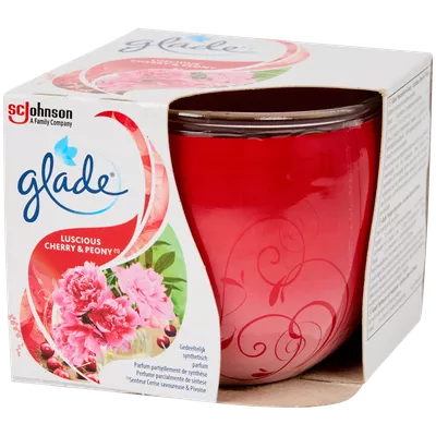 Vonná svíčka Glade Luscious Cherry & Peony
