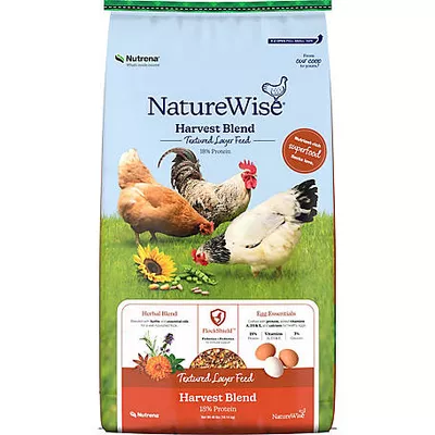 Nutrena NatureWise Harvest Blend Egg Layer Textured Feed, 40 lb.