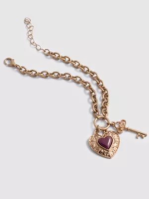 Pulsera con colgante de corazón de Paula Echevarría
