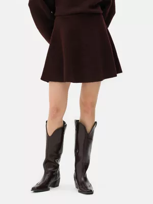 Falda con vuelo de punto