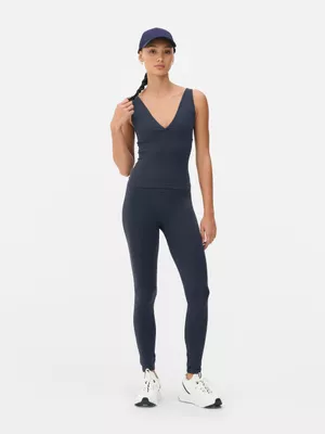 Camiseta sin mangas supersuave sin costuras
