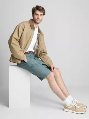 Pantalones cortos chinos con cinturón