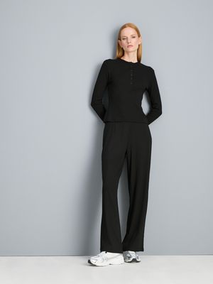 Top de canalé de cuello Henley y manga larga