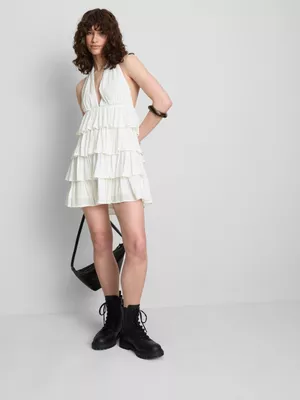 The Primark Scene | Vestido corto con cuello de pico